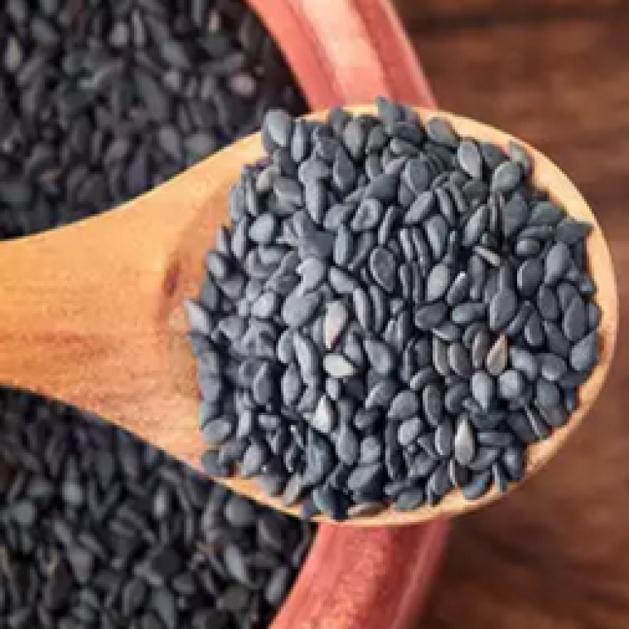 Black-sesame-seed-whole